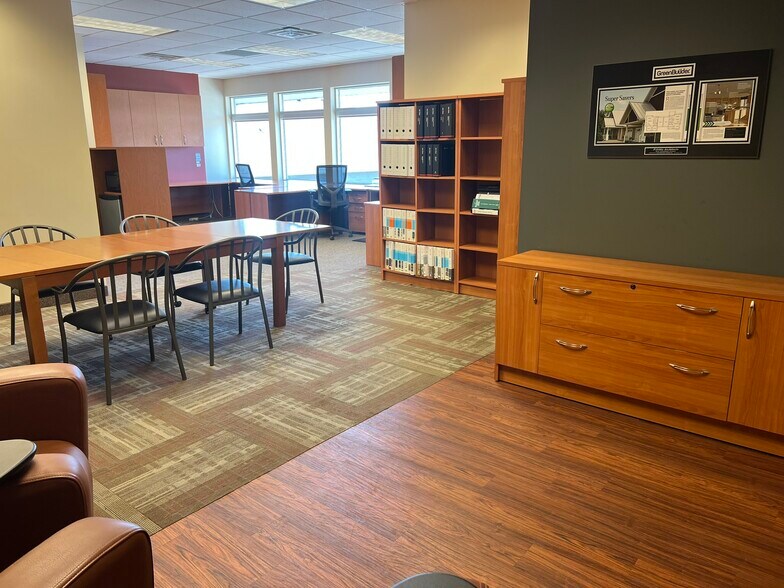 More Photos Of 215 N 2nd St, River Falls Medical For Lease