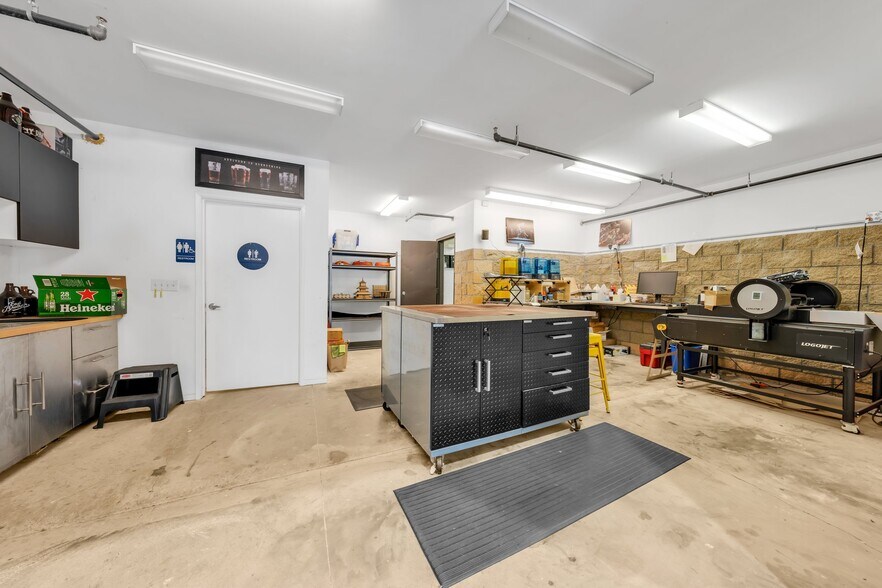 More Photos Of 2258 Central St, Richmond Warehouse For Sale