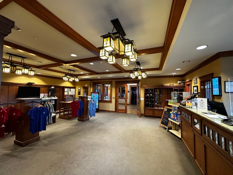 More Photos Of 29381 Village Pky, Lake Elsinore Golf Course Driving Range For Sale