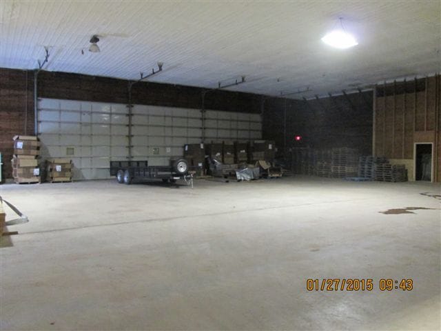 More Photos Of 31 Schwalm Rd, Tower City Warehouse For Lease