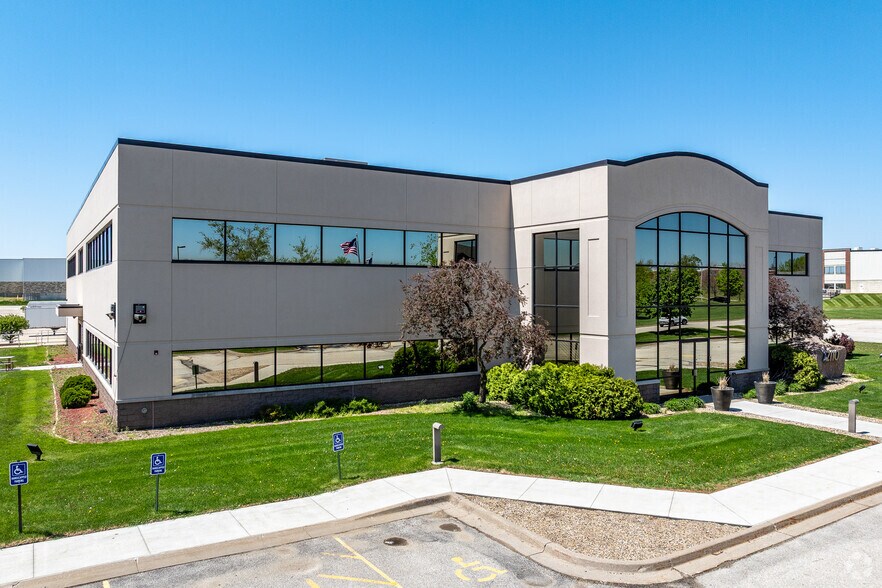 Primary Photo Of 2110 Fiserv Drive Southwest, Cedar Rapids Office For Sale