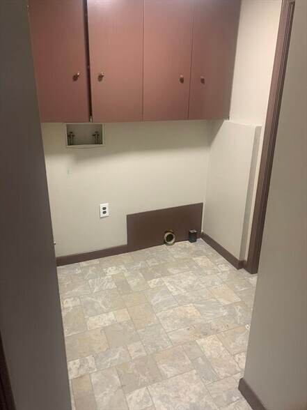 More Photos Of 1 Cheney St, Orange Apartments For Sale
