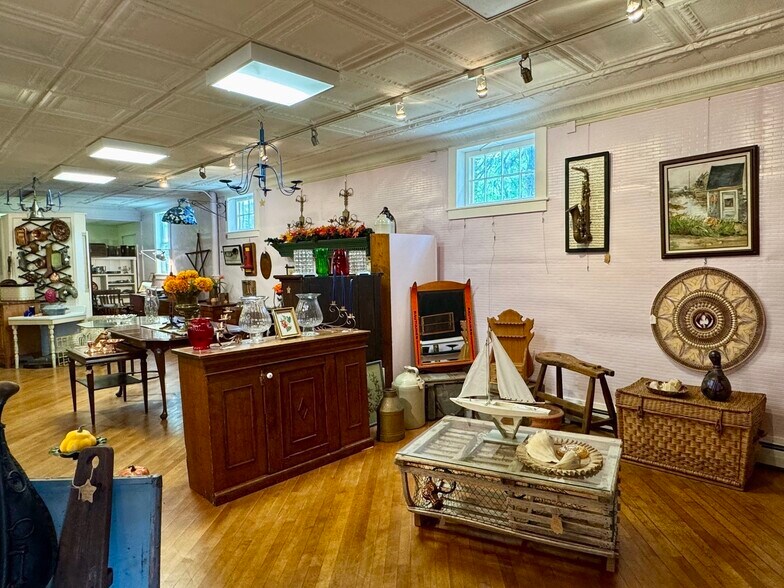 More Photos Of 11 South St, Bernardston Storefront Retail Residential For Sale