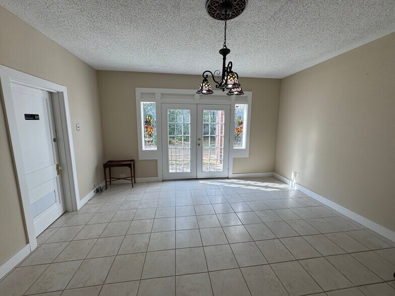 More Photos Of 436 S Fannin Ave, Tyler Office Residential For Sale