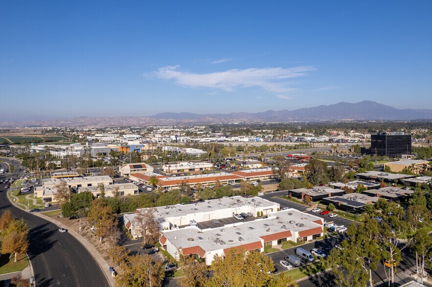 More Photos Of 23121 La Cadena Dr, Laguna Hills Light Manufacturing For Lease