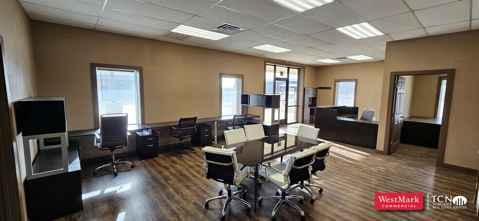 More Photos Of 9402 FM 1585, Wolfforth Warehouse For Lease