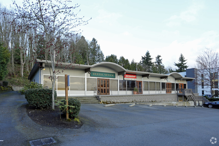 Primary Photo Of 7429-7437 SE 27th St, Mercer Island Office For Sale