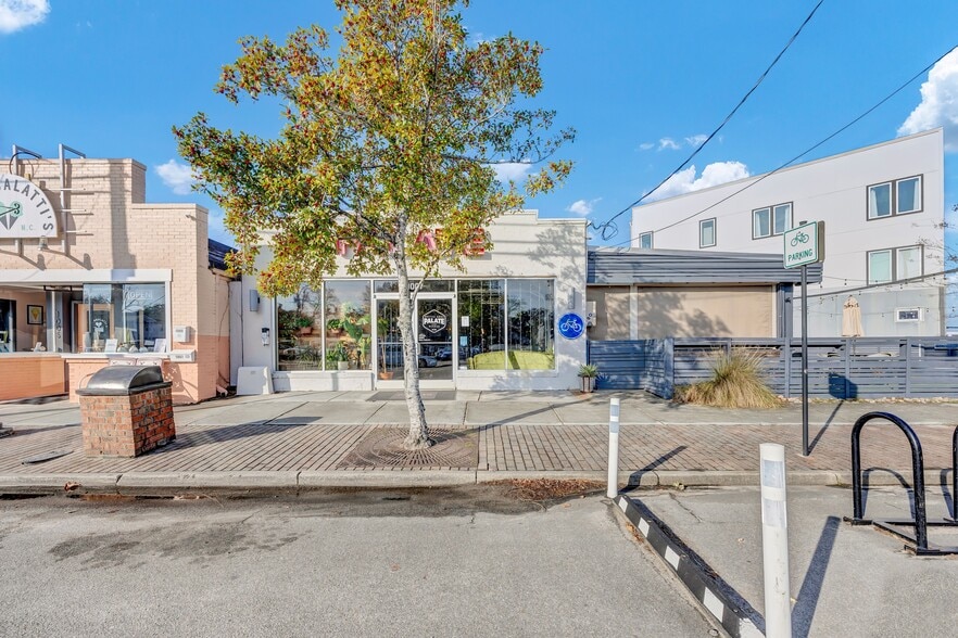 More Photos Of 1007 N 4th St, Wilmington Storefront For Lease