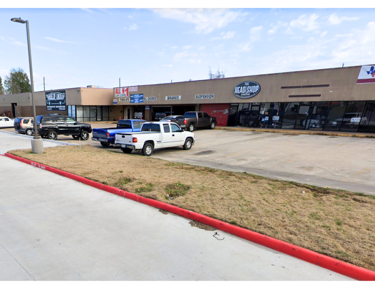 More Photos Of 11950 Perry Rd, Houston Unknown For Lease