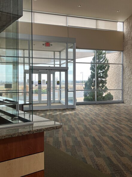 More Photos Of 450 Coronado Dr, Rochelle Medical For Sale