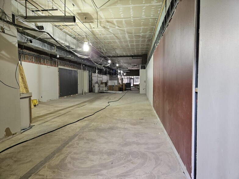 More Photos Of 309 S Main St, Aberdeen Storefront Retail Residential For Lease