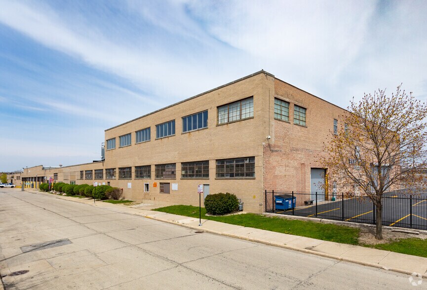 Primary Photo Of 4532 S Kolin Ave, Chicago Manufacturing For Lease