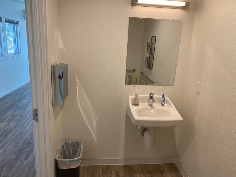More Photos Of 8414 Speckled Ave, Kings Beach Light Distribution For Lease