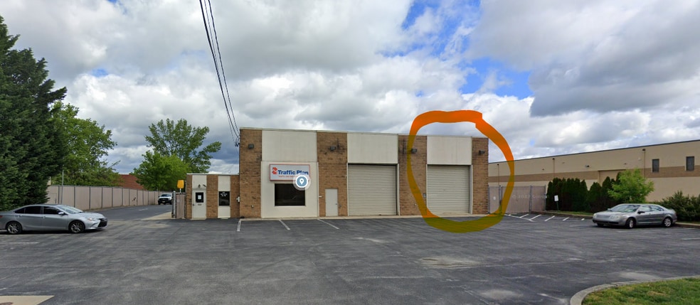 More Photos Of 510 Hertzog Blvd, King Of Prussia Warehouse For Lease