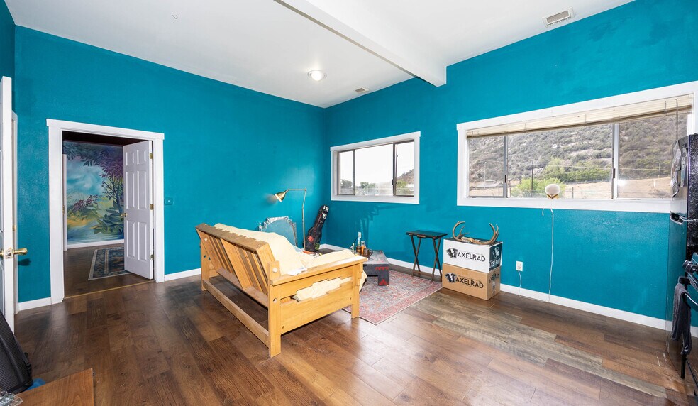 More Photos Of 2 Naco Rd, Bisbee Office For Sale