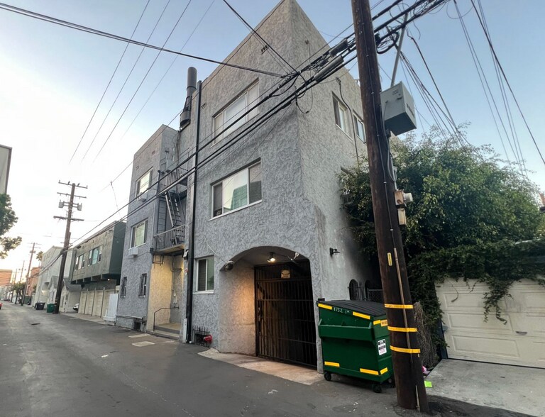 More Photos Of 1152 E 1st St, Long Beach Apartments For Sale