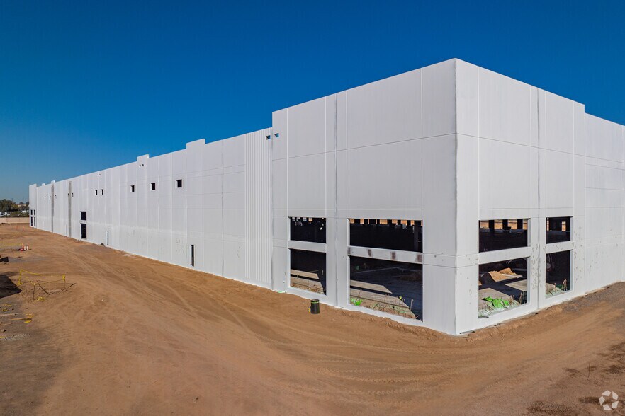 More Photos Of 4375 N 45th Ave, Phoenix Unknown For Lease