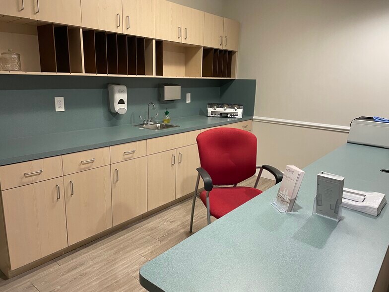 More Photos Of 1100 S Federal Hwy, Deerfield Beach Medical For Lease