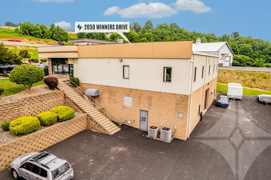 More Photos Of 2050 Winners Dr, Fairmont Auto Repair For Sale