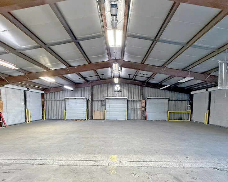 More Photos Of 2001 W Mitchell St, Salem Industrial For Sale