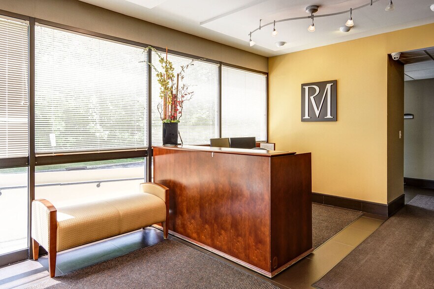 More Photos Of 101 Laurel Rd, Voorhees Office For Lease