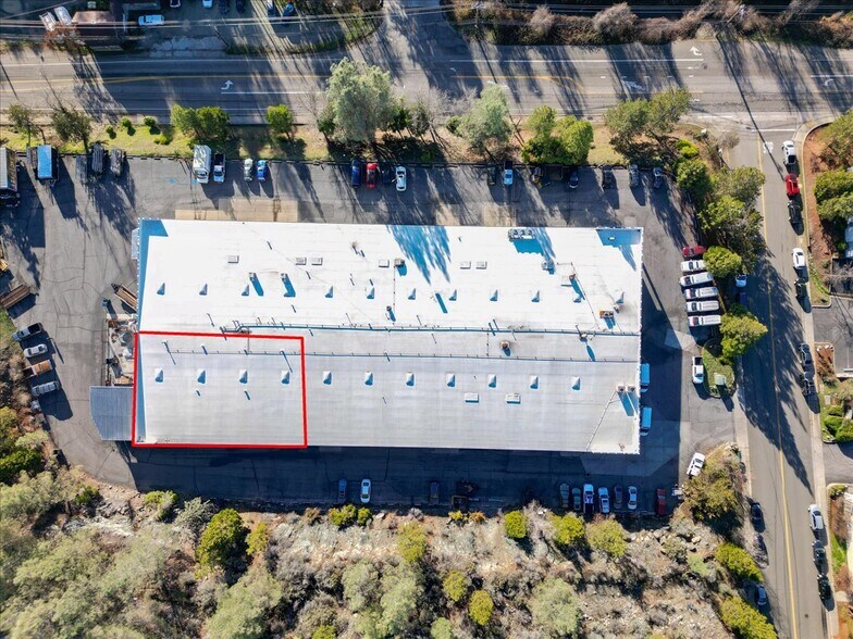 More Photos Of 110 Spring Hill Dr, Grass Valley Manufacturing For Lease