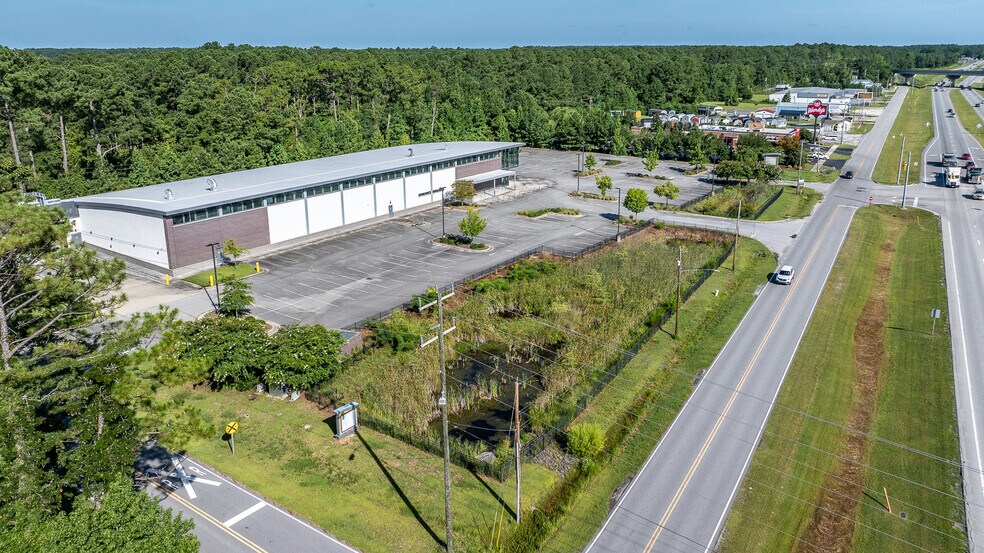 More Photos Of 553 W US 70 Hwy, Havelock Freestanding For Lease