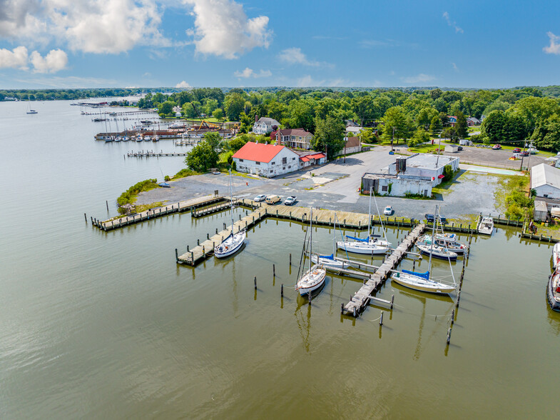 Primary Photo Of 4701 Woodfield Rd, Galesville Warehouse For Sale