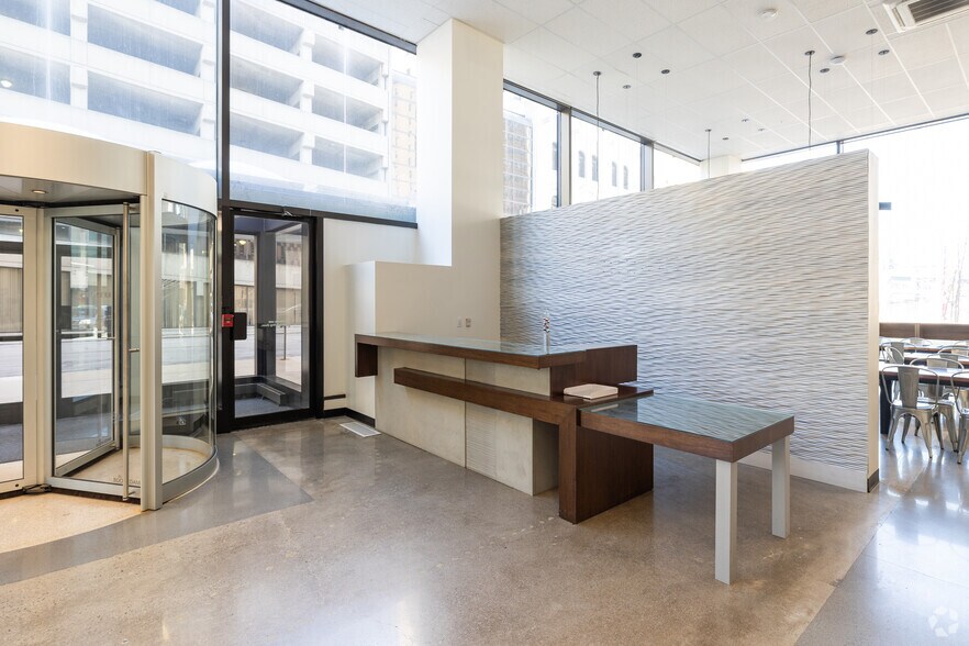 More Photos Of 200 N Saint Clair St, Toledo Office Residential For Lease