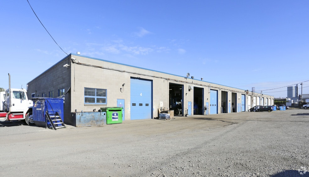 More Photos Of 4150 14A St SE, Calgary Warehouse For Lease
