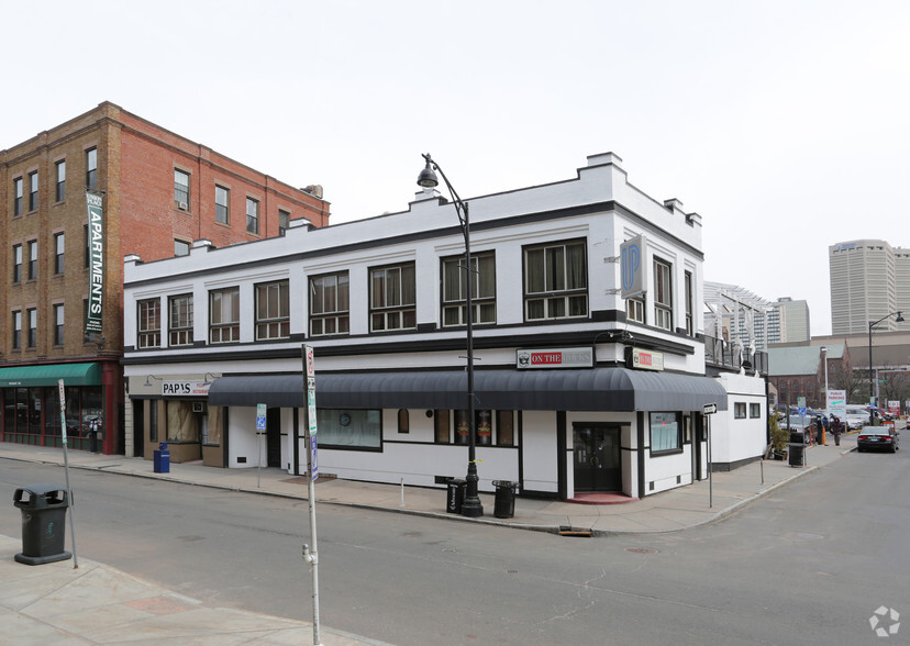 Primary Photo Of 48-56 Union Pl, Hartford Freestanding For Lease