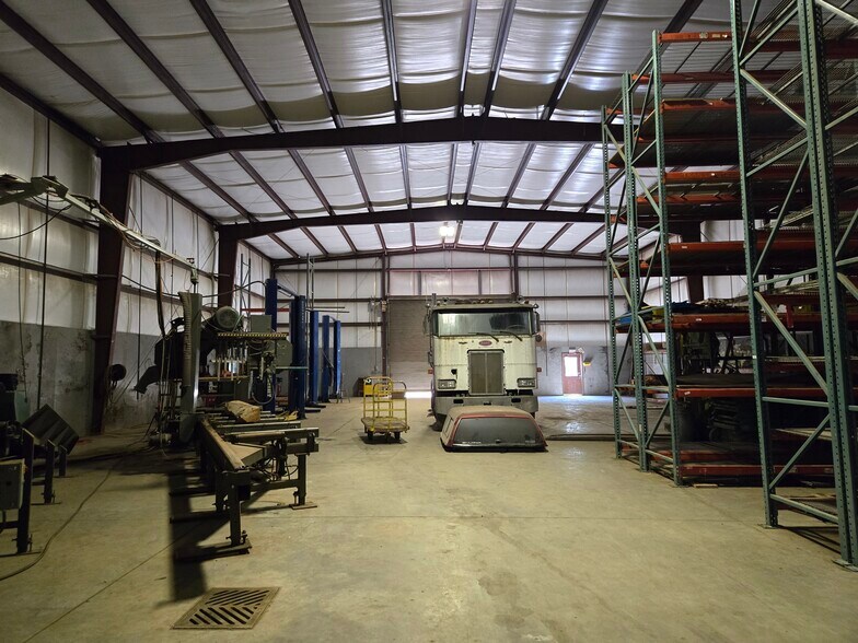 More Photos Of 747 Atlas Rd, Vader Warehouse For Sale