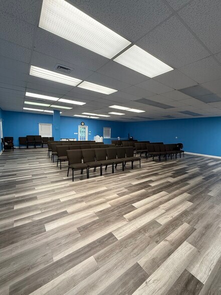 More Photos Of 2908 Macon Rd, Columbus Medical For Sale