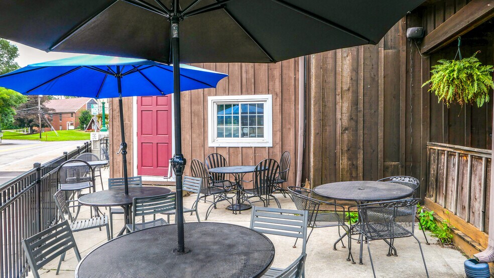 More Photos Of 8148 Main St, Garrettsville Restaurant For Sale