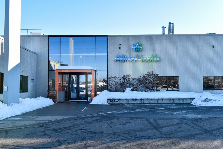 More Photos Of 8840-8880 Evergreen Blvd NW, Coon Rapids Manufacturing For Lease