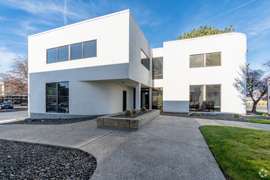 More Photos Of 1933-1955 Jadwin Ave, Richland Medical For Lease