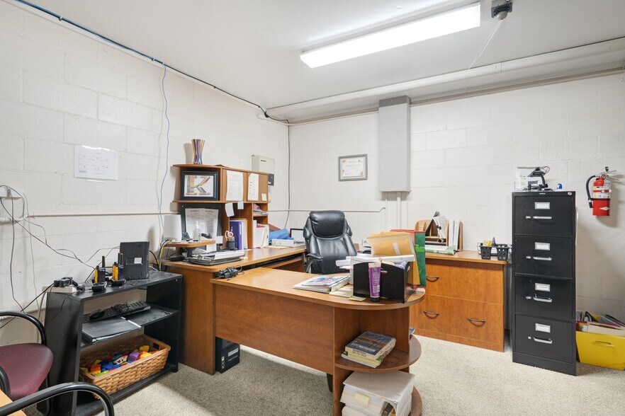 More Photos Of 814 Comstock St, Richland Daycare Center For Sale