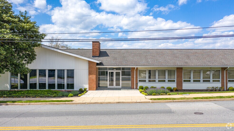 More Photos Of 100 Cockeysville Rd, Hunt Valley Flex For Lease
