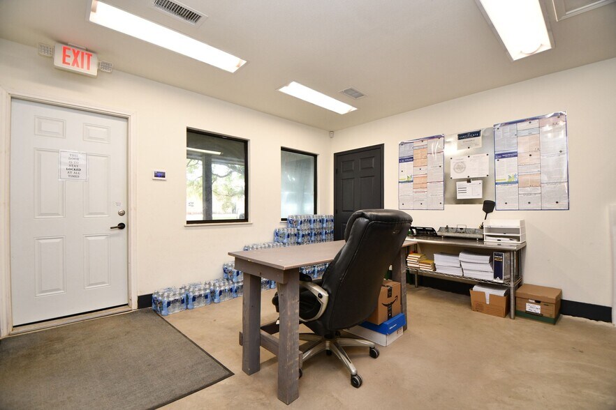 More Photos Of 34507 FM 1093, Simonton Land For Lease