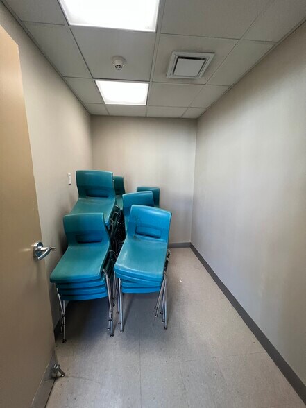 More Photos Of 435-437 Broadway, Bayonne Bank For Lease