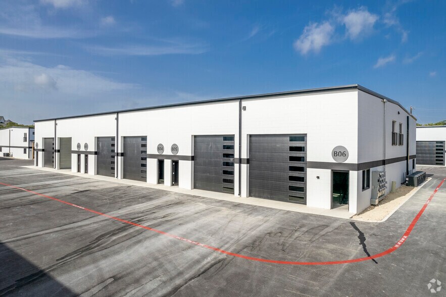 Primary Photo Of 529 SH 46 E, Boerne Warehouse For Sale