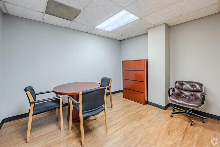 More Photos Of 2001 Martin Luther King Jr Dr, Atlanta Loft Creative Space For Lease