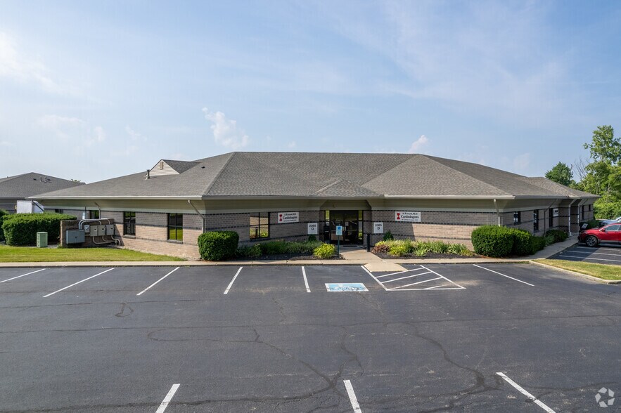 Primary Photo Of 2365 Lakeview Dr, Beavercreek Medical For Lease