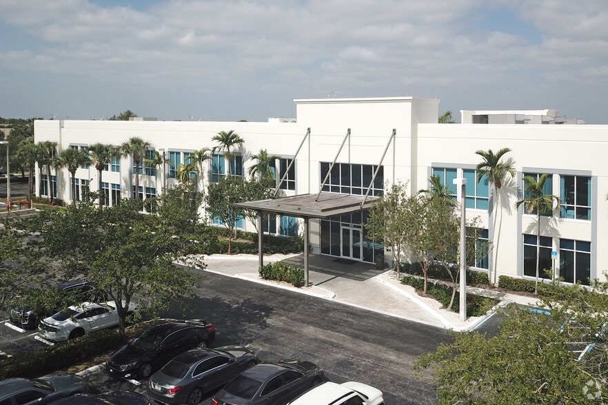 More Photos Of 2010 NW 150th Ave, Pembroke Pines Office For Lease