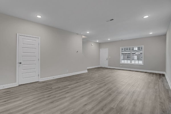 More Photos Of 156 Excell Rd, Clarksville Apartments For Sale