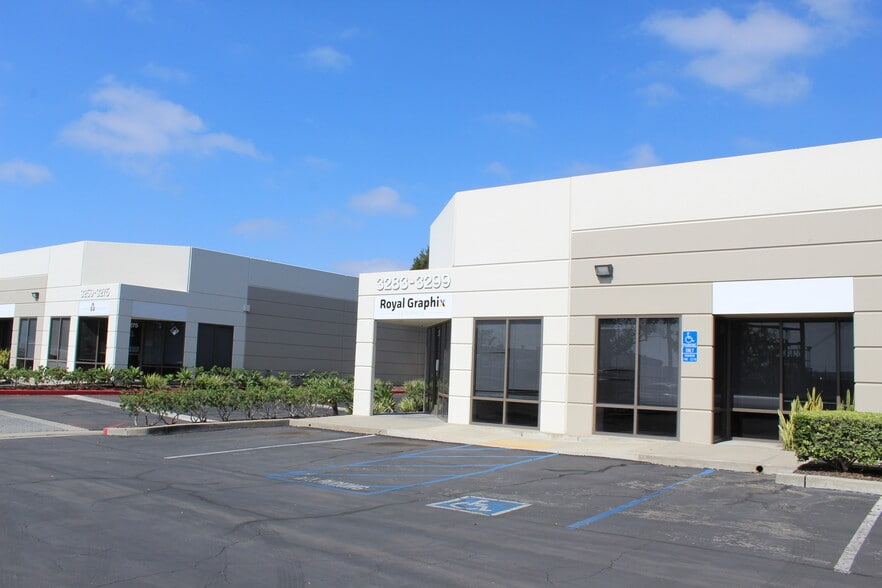 More Photos Of 3283-3299 Walnut Ave, Signal Hill Unknown For Lease