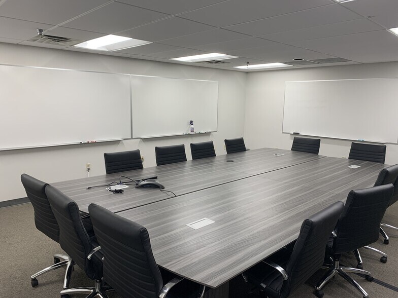 More Photos Of 634 Anchors St NW, Fort Walton Beach Office For Lease