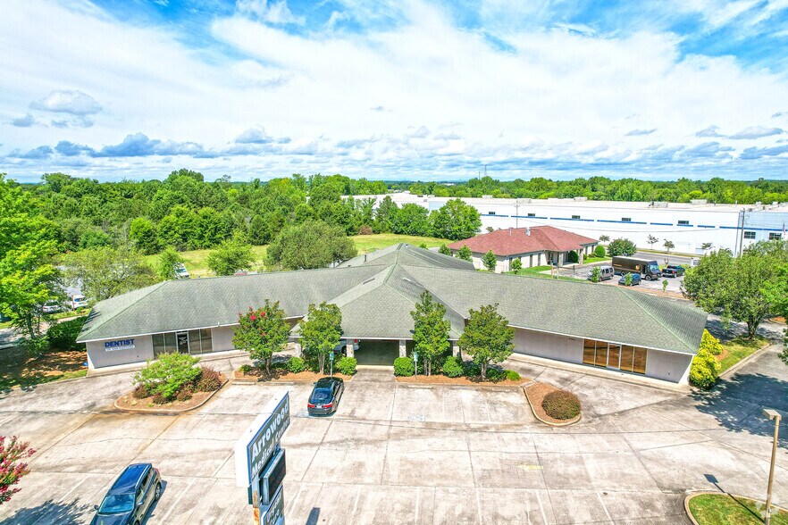 More Photos Of 9720 S Tryon St, Charlotte Medical For Sale