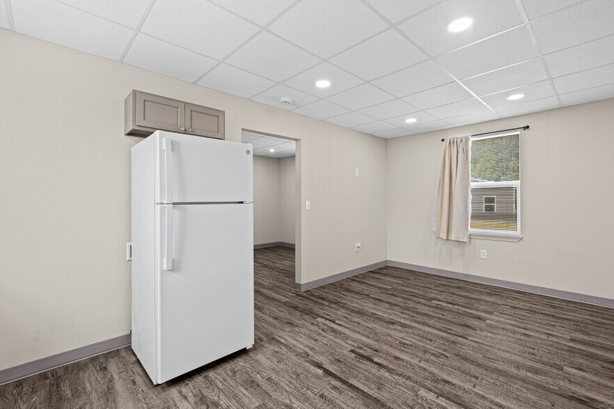 More Photos Of 6076 FM 1650, Gilmer Multifamily For Sale