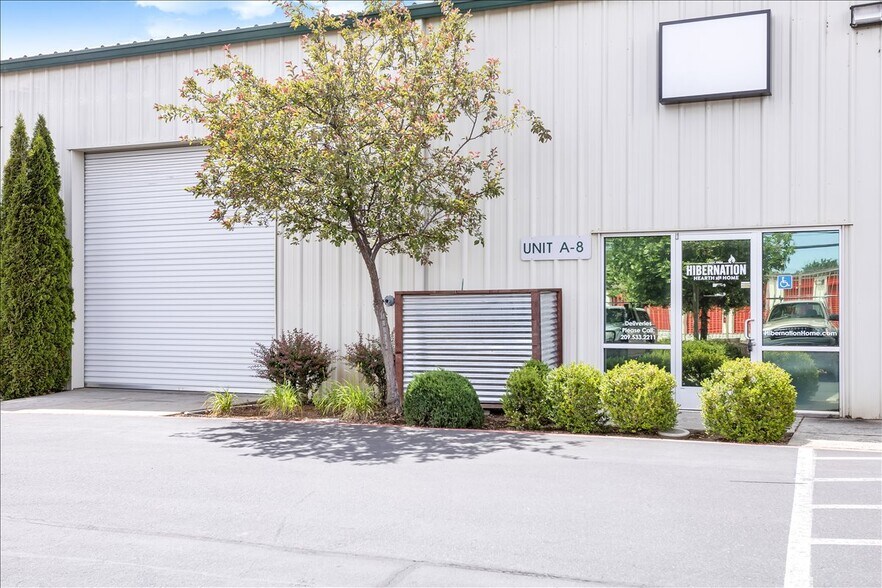 More Photos Of 18855 Microtronics, Sonora Industrial For Sale